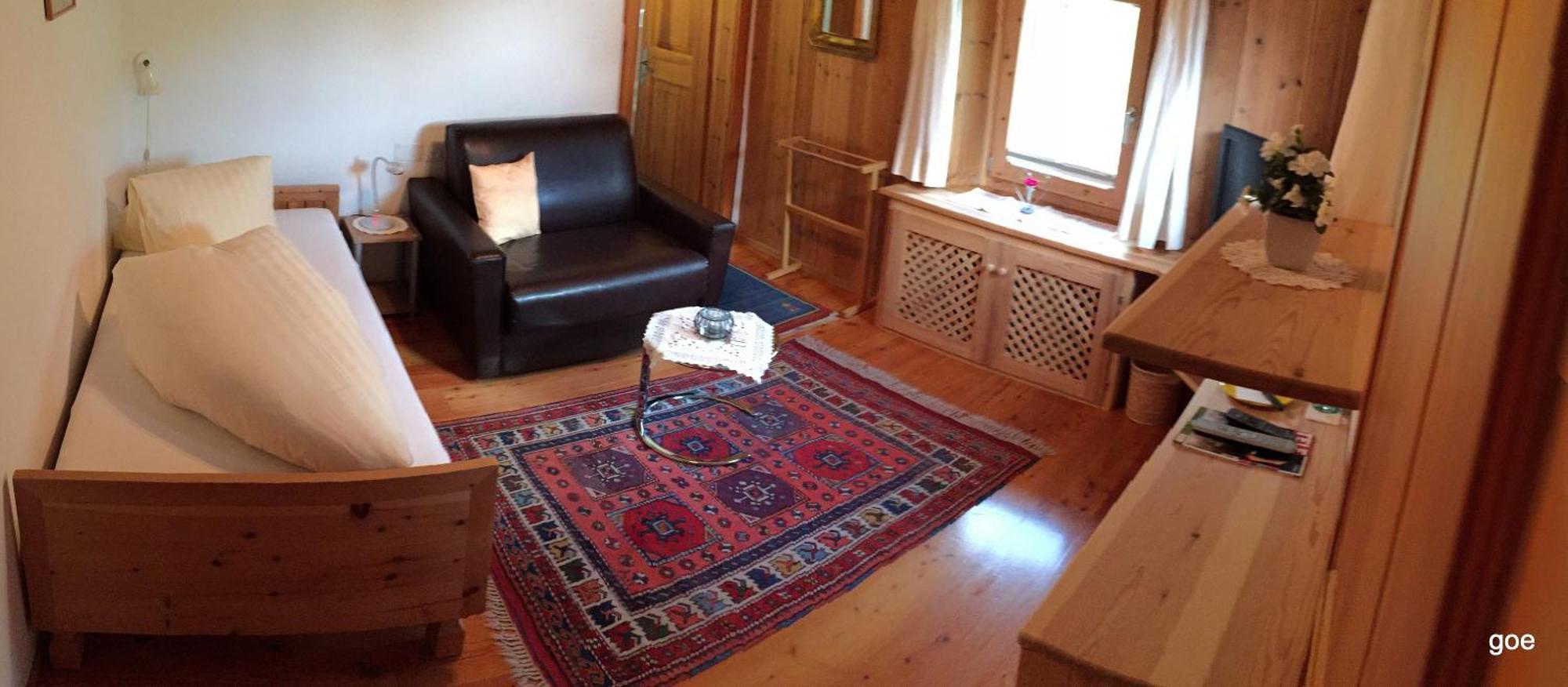 Hotel Chasa Sofia Scuol Quarto foto